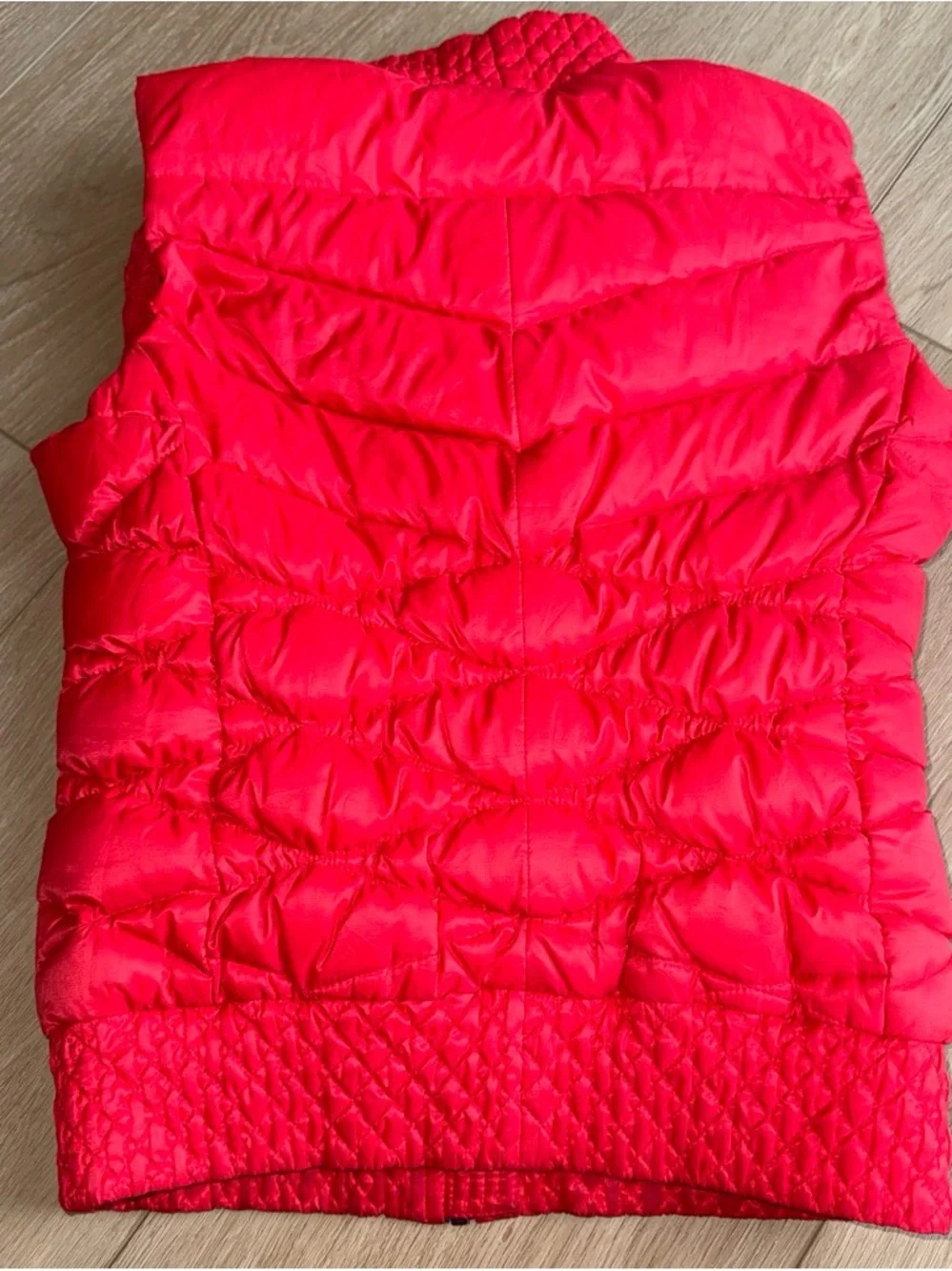 Nike womens Red Puffer Vest - heavy Quilted Jacket